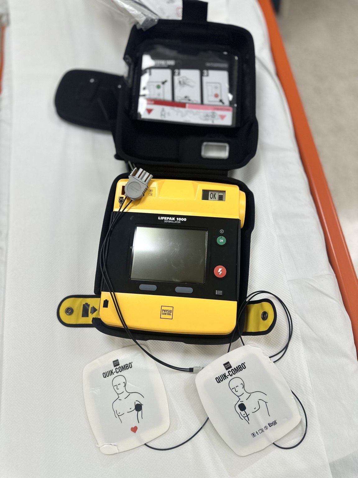 Lifepak 1000 AED and pads at Lima Health Center